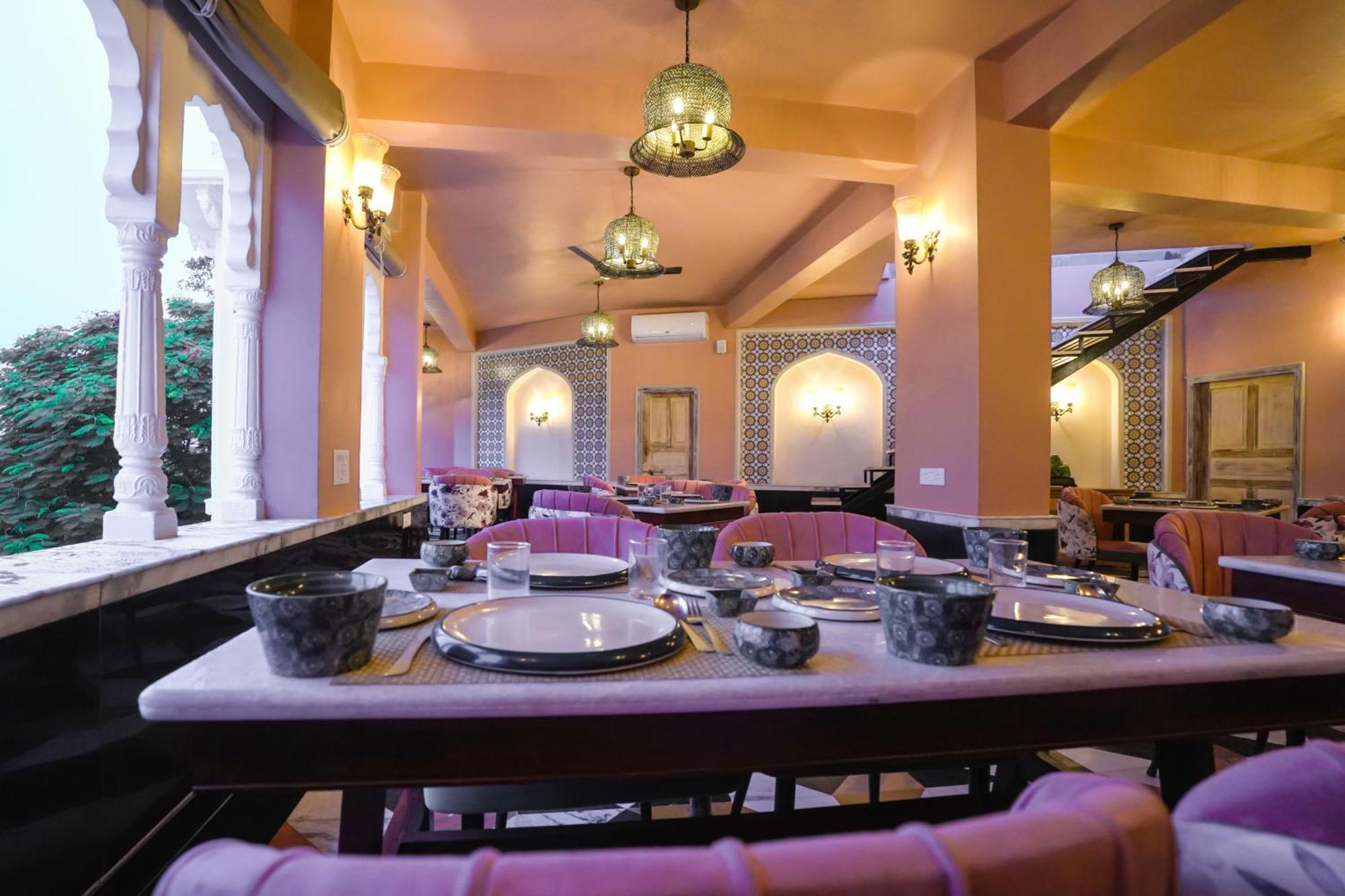 Dev Mahal - A Boutique Heritage Hotel Jaipur Extérieur photo