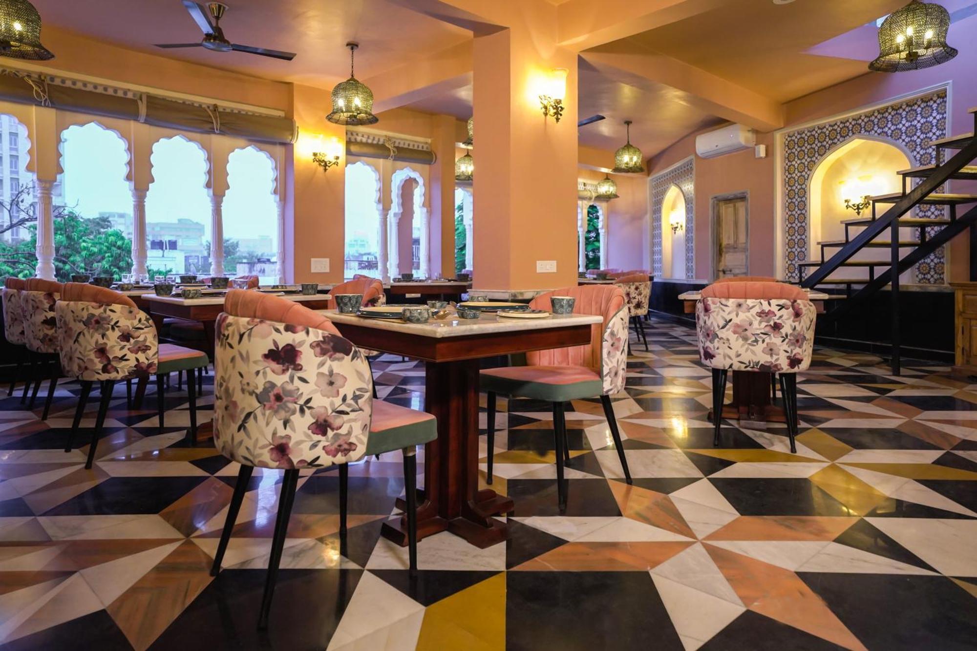 Dev Mahal - A Boutique Heritage Hotel Jaipur Extérieur photo