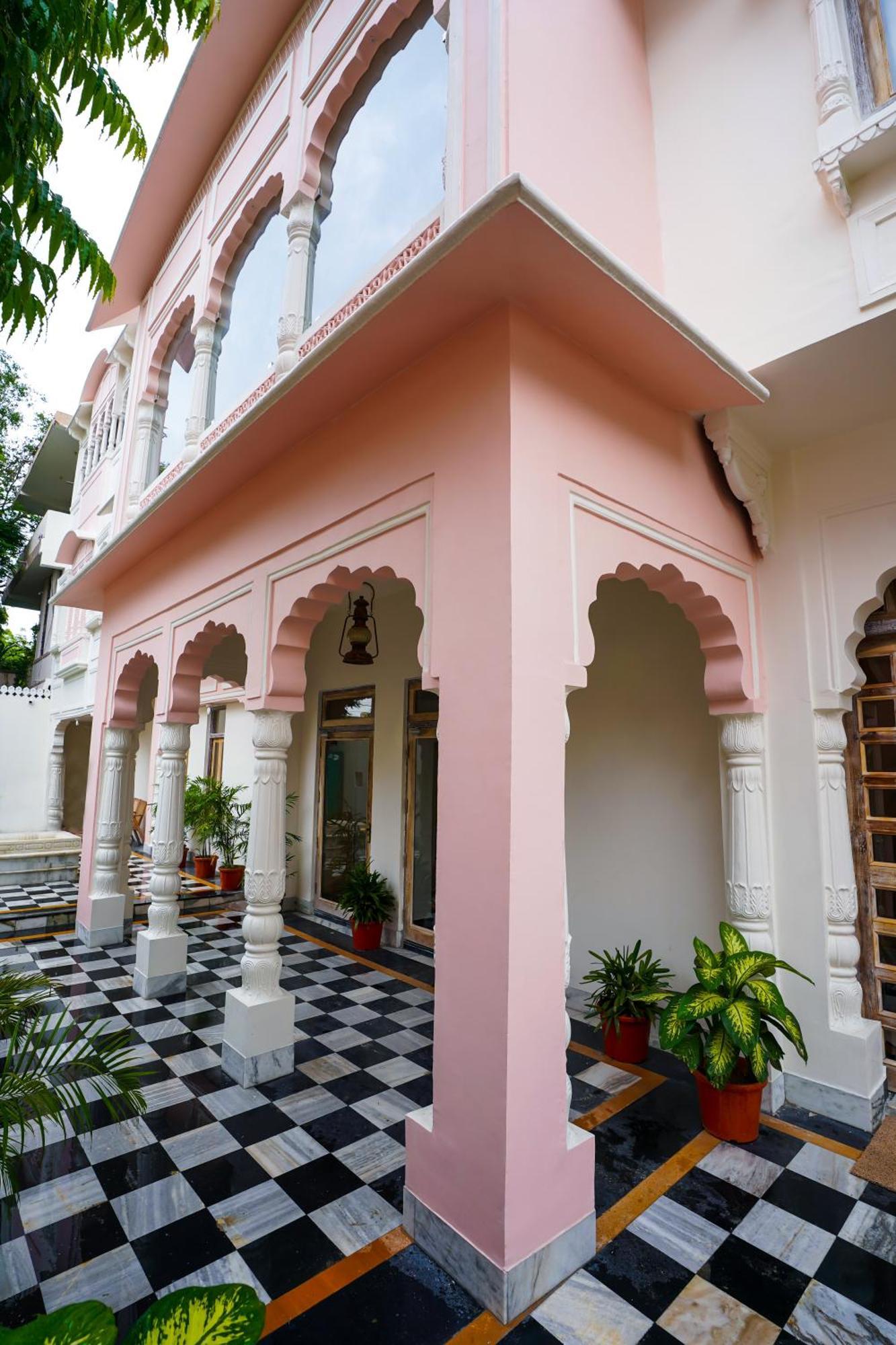 Dev Mahal - A Boutique Heritage Hotel Jaipur Extérieur photo