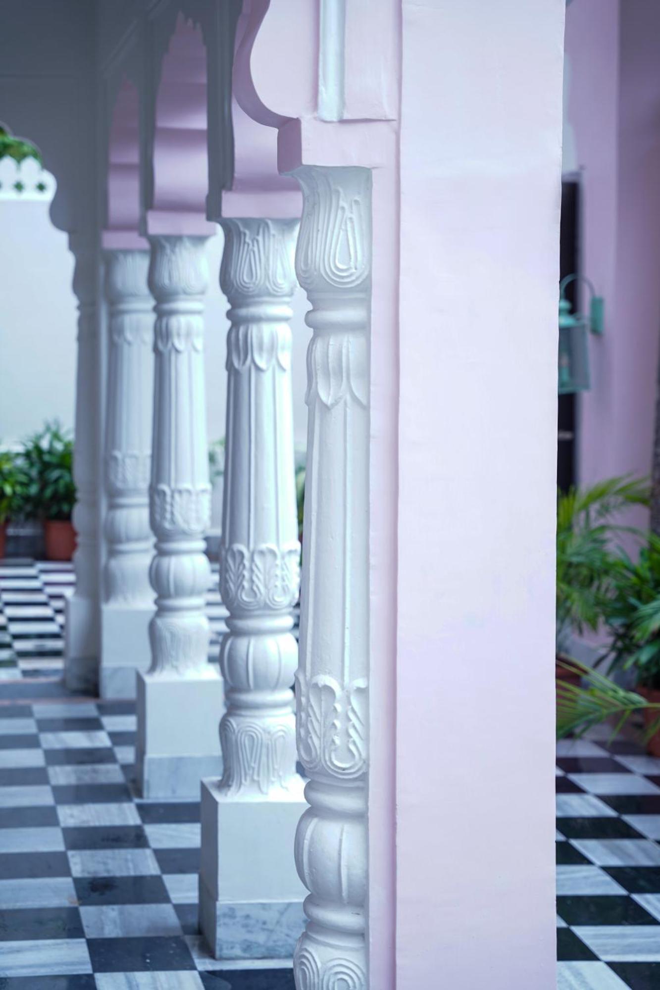 Dev Mahal - A Boutique Heritage Hotel Jaipur Extérieur photo