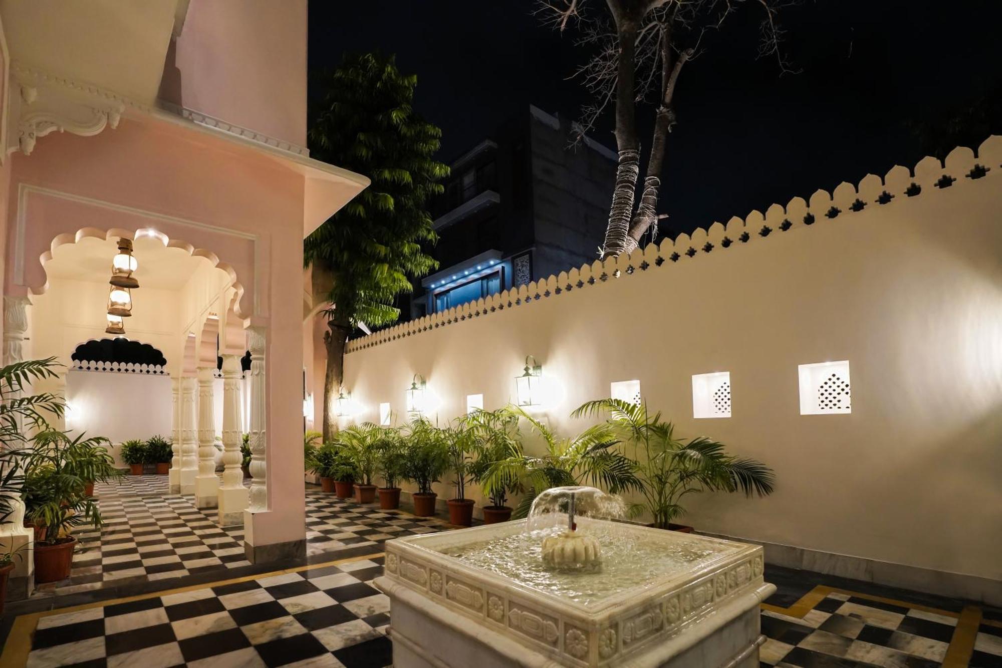 Dev Mahal - A Boutique Heritage Hotel Jaipur Extérieur photo